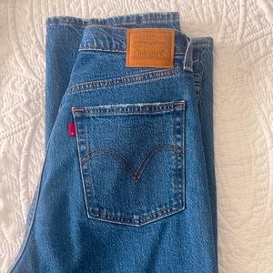 Levi’s Ribcage Straight Jeans